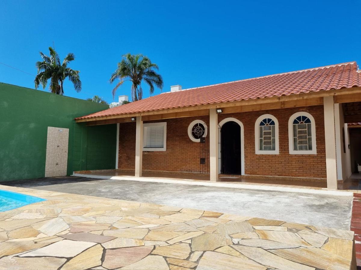 Confortavel Casa Com Piscina E Churrasqueira A 100M Da Praia Карагуататуба Экстерьер фото